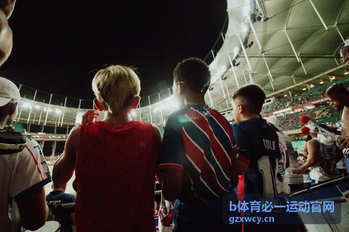 b体育必一运动官网健身房体能训练场景